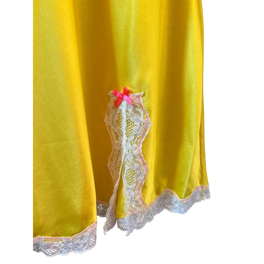 Y2K Victoria Secret Robe Slip Set Barbiecore Coquette Romantic Bold Sleepwear